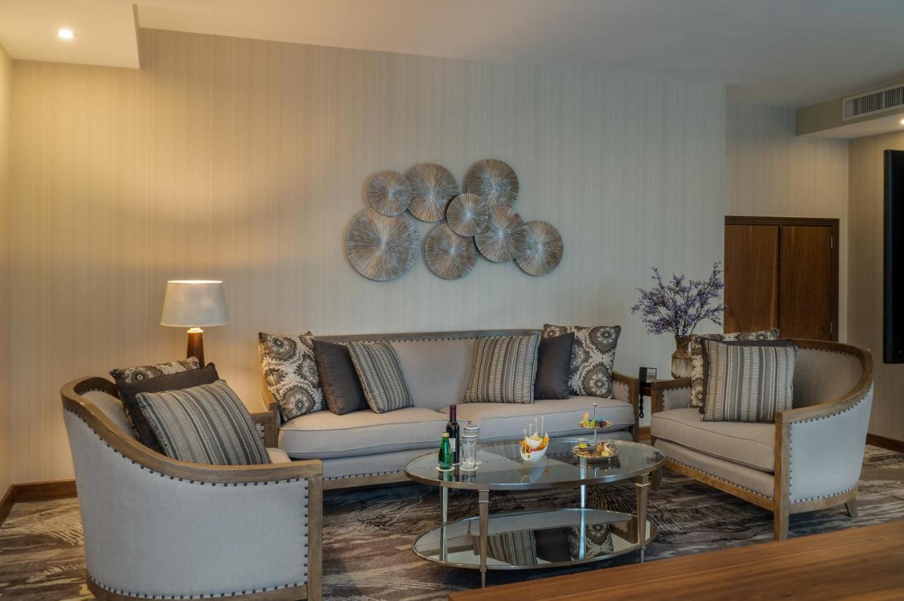 Hotel Landmark & Conference Center 5*