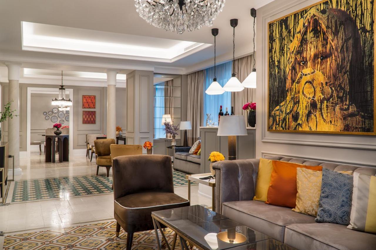 Landmark & Conference Center Отель 5*