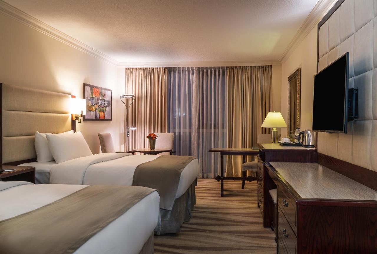 Landmark & Conference Center Hotel