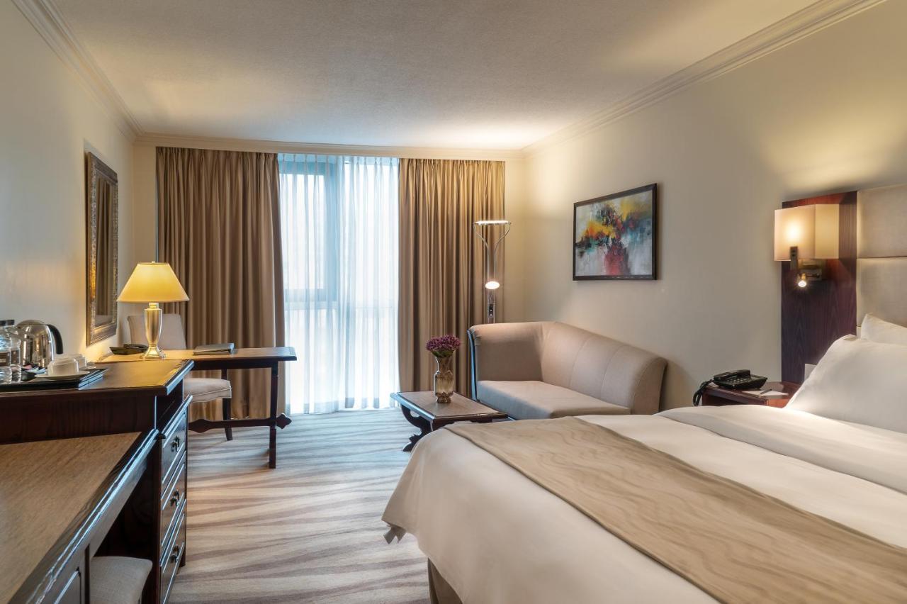 Hotel Landmark & Conference Center 5*